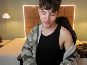 Chaturbate Free Live Porn of alejootwink