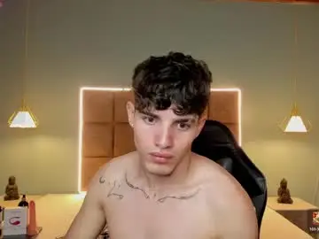 Chaturbate Free Porn Cam of alejootwink