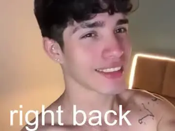 Chaturbate Free Porn Cam of alejootwink