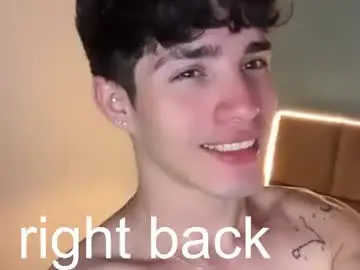 Chaturbate Live Porn of alejootwink