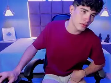 Chaturbate Watch Live Sex Cams of alejootwink
