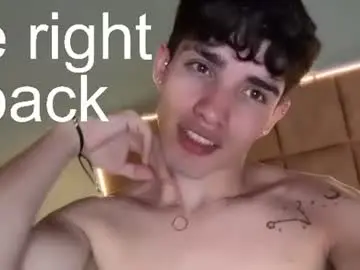 Chaturbate Best live sex cam show of alejootwink