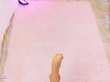 Chaturbate Live Sex Cam of i_amlilithx