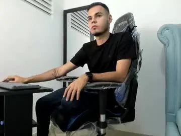 Chaturbate Live Sex Cam of jordan_ash18