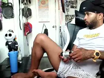 Chaturbate Nude Webcam of papian0