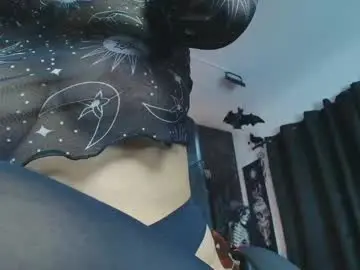 Chaturbate Free Live Porn of alexhoe_