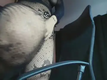 Chaturbate Free Porn Cam of alexhoe_