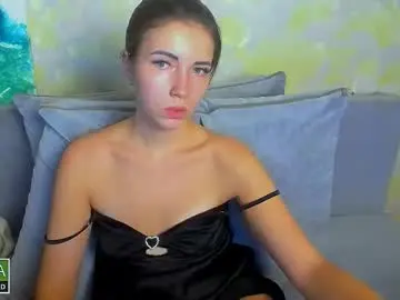Chaturbate Watch Live Sex Cams of kira_moon_1