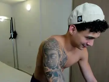 Chaturbate Live Porn of morthy_downey