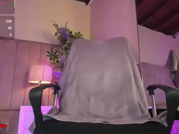 Chaturbate Watch Live Sex Cams of mia_mtnz02