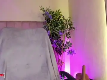 Chaturbate Adult Webcam of mia_mtnz02