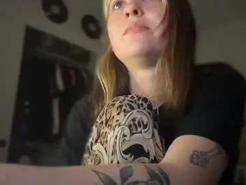 Chaturbate Live Sex Cam of peachesncreampiezz