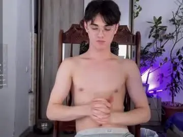 Chaturbate Free Live Porn of herman_gross