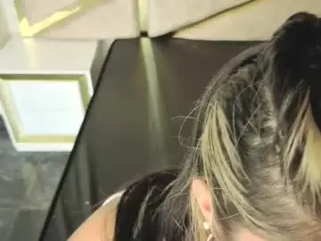 Chaturbate Live Porn of dahiana_dmour