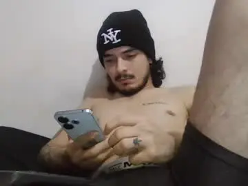 Chaturbate Adult Webcams of danielhot17