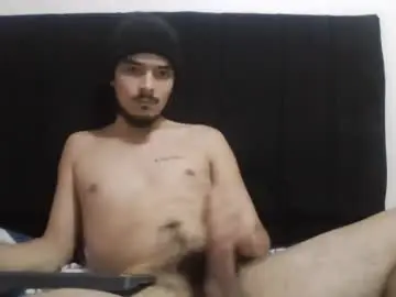 Chaturbate Live Sex Cam of danielhot17