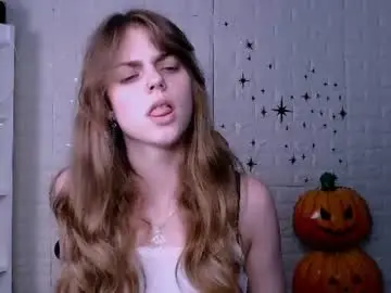 Chaturbate Live Sex Cam of naya_may
