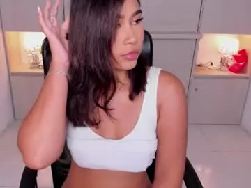 Chaturbate Free Live Porn of trishamoon