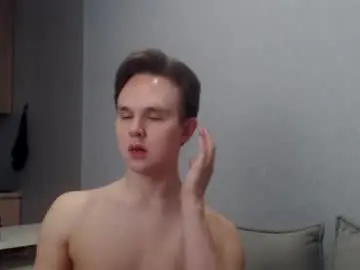 Chaturbate Live Sex Cam of angelraaay