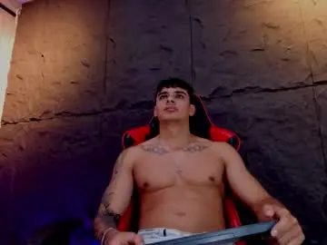 Chaturbate Free Live Porn of joseph__boy