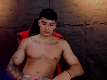 Chaturbate Live Sex Cam of joseph__boy