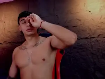 Chaturbate Free Porn Cam of joseph__boy