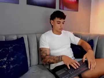Chaturbate Sex Cam of joseph__boy