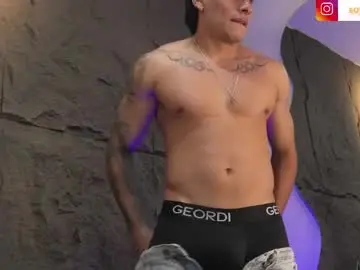 Chaturbate Live Sex Cam of joseph__boy