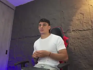 Chaturbate Adult Webcam of joseph__boy