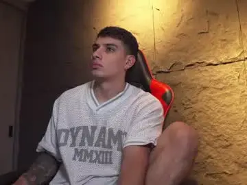 Chaturbate Adult Webcams of joseph__boy