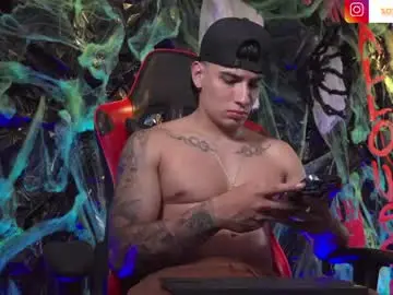 Chaturbate Live Porn of joseph__boy