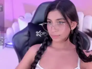 Chaturbate Live Sex Cam of zia_cooper