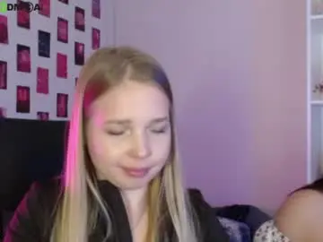 Chaturbate Live Porn of caroline_rosee_