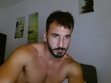 Chaturbate Live Sex of hornyasfuckk33