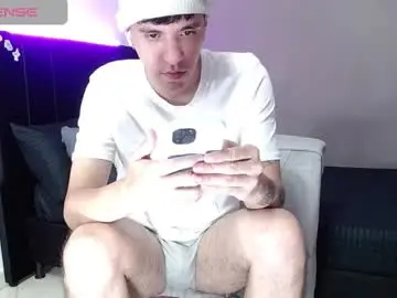 Chaturbate Live Sex of matteo12_