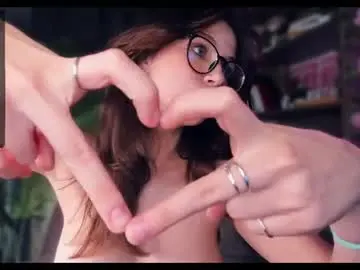 Chaturbate Live Sex Cam of melisa_ginger