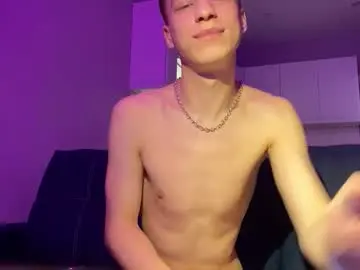 Chaturbate Watch Live Sex Cams of andytwinkkk