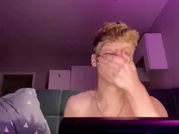 Chaturbate Adult Webcams of andytwinkkk