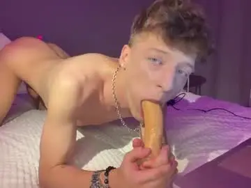 Chaturbate Private Sex Chat of andytwinkkk