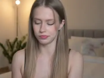 Chaturbate Live Sex Cam of ella_twinkle