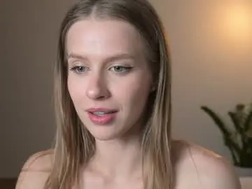 Chaturbate Adult Video Chat of ella_twinkle