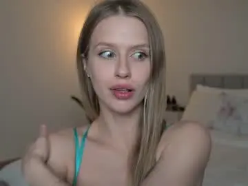 Chaturbate Nude Webcam of ella_twinkle