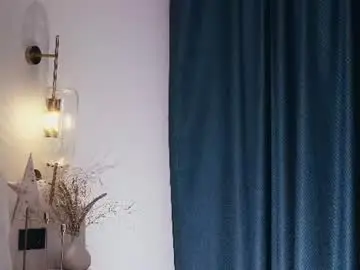 Chaturbate Adult Video Chat of ella_twinkle