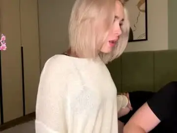 Chaturbate Live Sex Cam of misaflowers