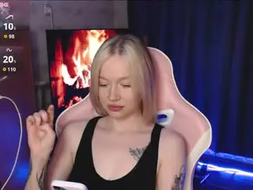 Chaturbate Live Sex Cam of fantasy_lisa