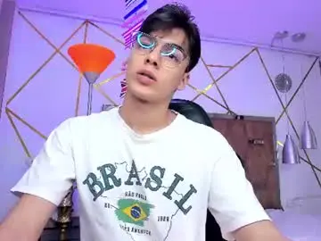 Chaturbate Watch Live Sex Cams of gerony_