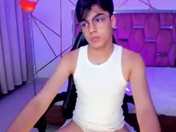 Chaturbate Best live sex cam show of gerony_