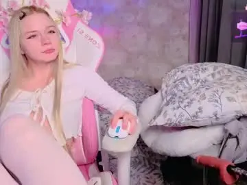 Chaturbate Adult Video Chat of miliameow