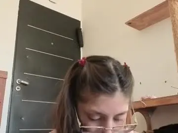 Chaturbate Live Sex Cam of moritahorny