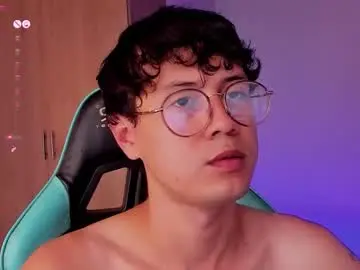 Chaturbate Adult Webcams of leaneseb